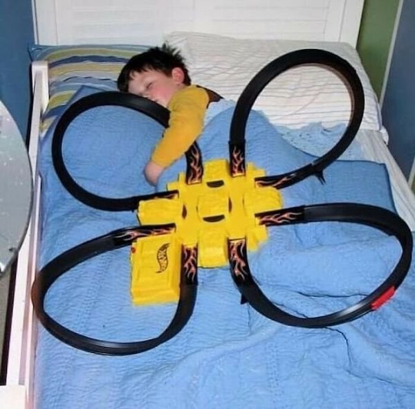 Unusual Finds And Situations (32 pics)
