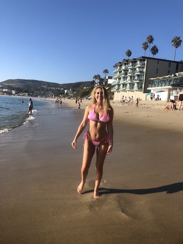 Bikini Girls (77 pics)