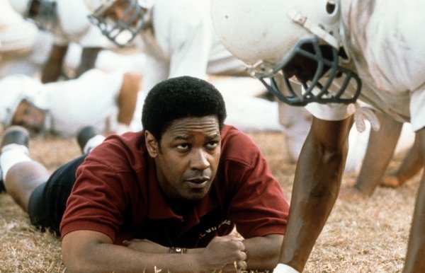 The Best Football Movies (21 pics)
