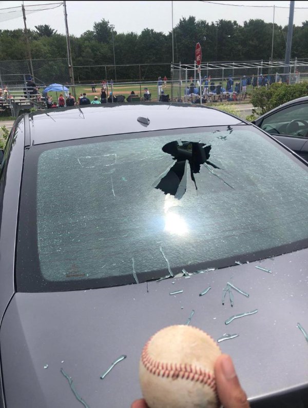 Bad Days Happen (19 pics)