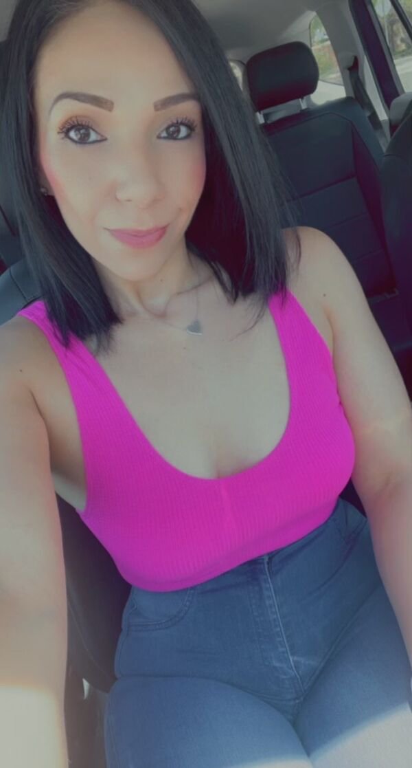 Cute Brunettes (25 pics)