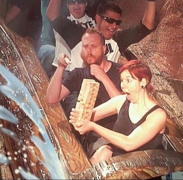 Funny People At The Rides (31 pics)