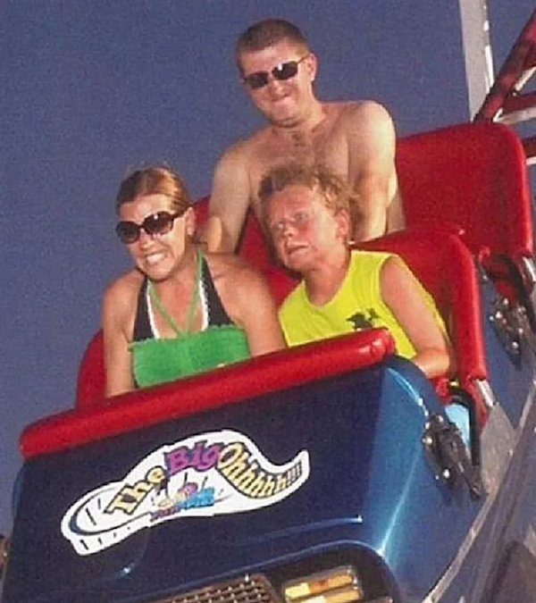 Funny People At The Rides (31 pics)