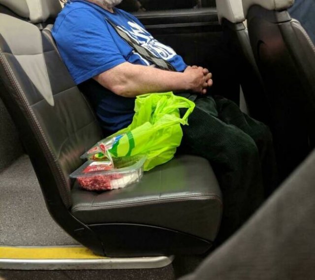 Annoying Passengers (39 pics)