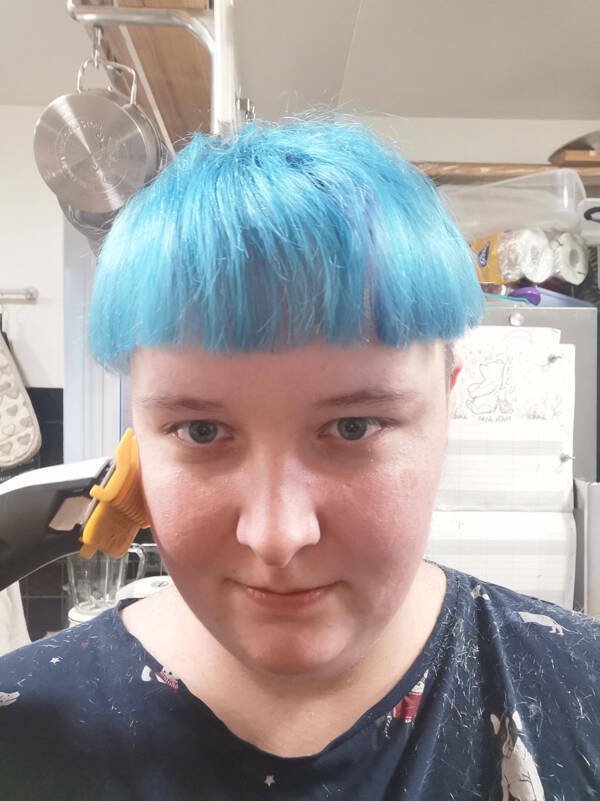 Terrible Haircuts (51 pics)