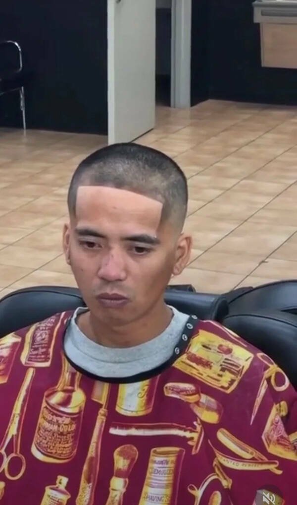 Terrible Haircuts (51 pics)