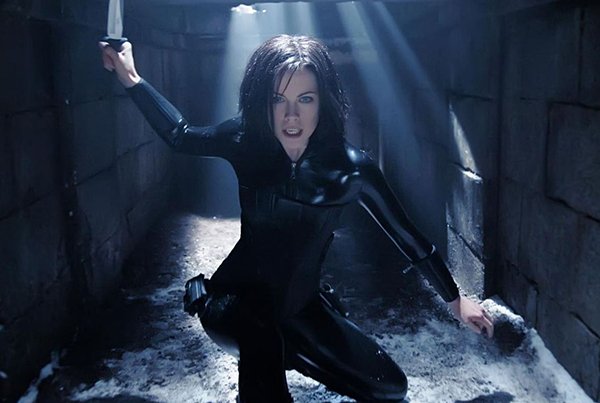 The Hottest Vampires In Movies (24 pics) The Hottest Vampires In Movies (24 pics)