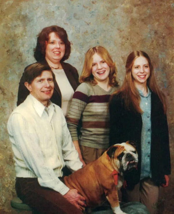 Funny And Awkward Family Photos (40 pics)