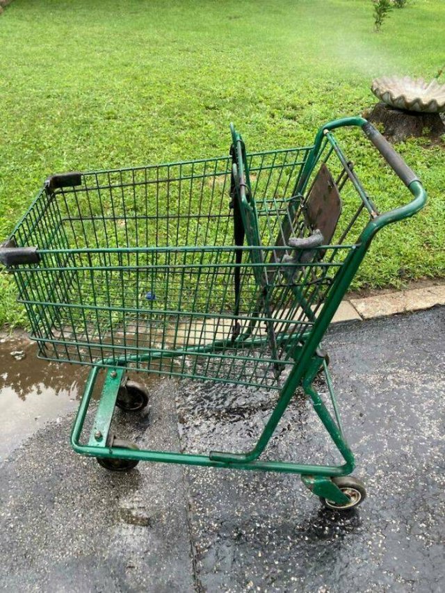 Weird Things Found While Magnet Fishing (32 pics) Weird Things Found While Magnet Fishing (32 pics)