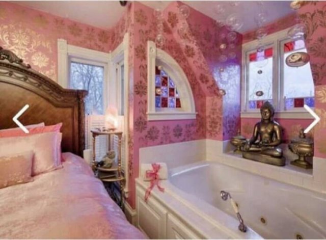 Odd Interiors (33 pics)