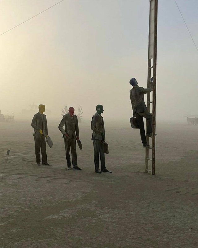 Amazing Photos From “Burning Man 2022” (30 pics)