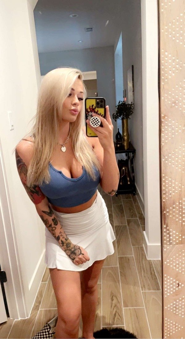 Tattooed Girls (39 pics)