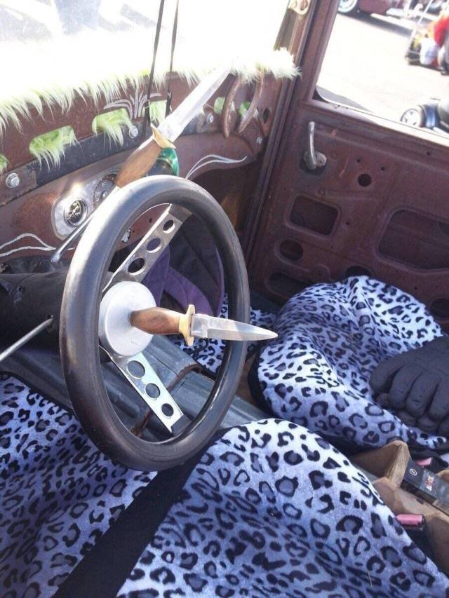 What Is Going On Here? (46 pics)