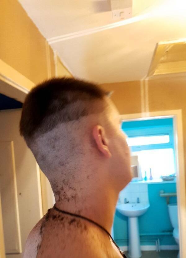 Bad Days Happen (18 pics)