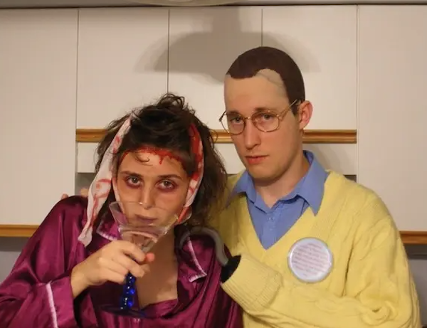 Couple Halloween Costumes (32 pics)