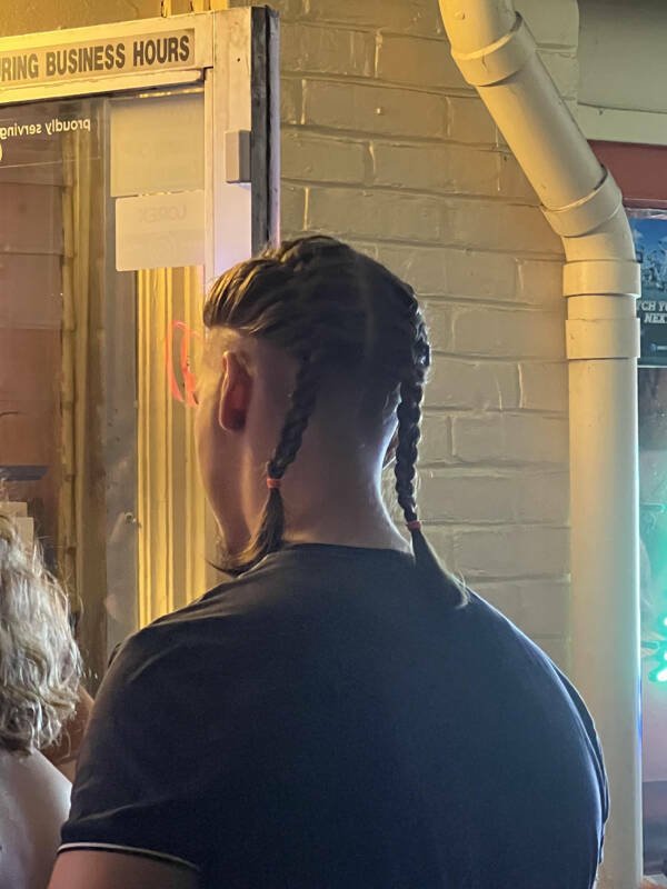 Terrible Haircuts (48 pics)