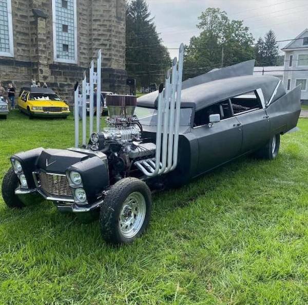 Crazy Cars (35 pics)