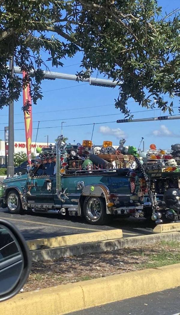Crazy Cars (35 pics)