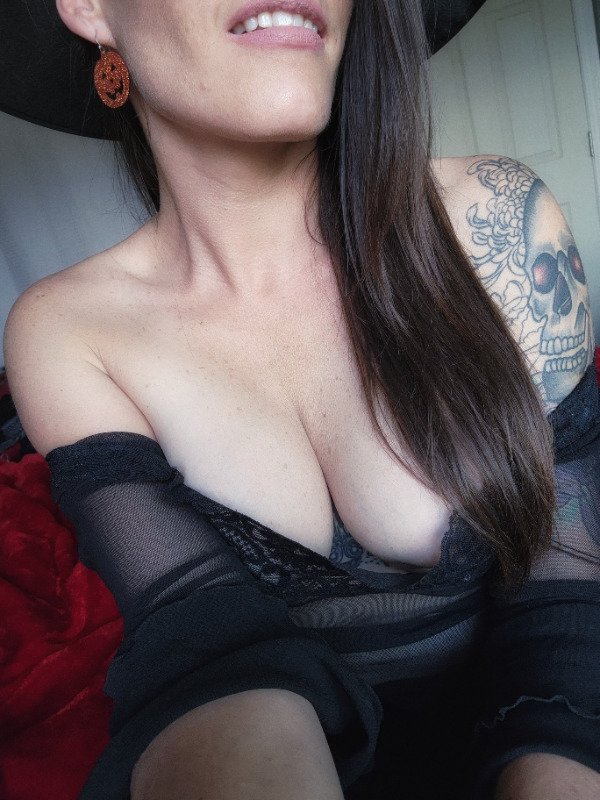 Tattooed Girls (38 pics)