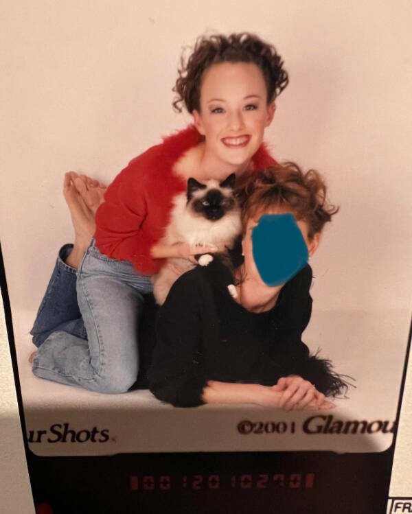 People Show Their Photos From The Past (20 pics)