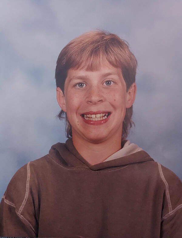 People Show Their Photos From The Past (20 pics)