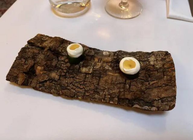 Weird Food Serving (25 pics)