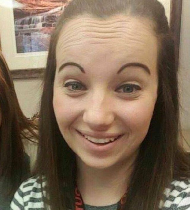 Terrible Eyebrows (24 pics)