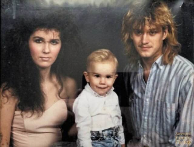 People Share Their Awkward Photos From The Past (28 pics)
