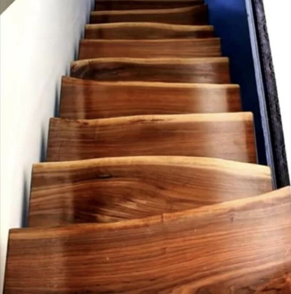 Scary Stairs (30 pics)