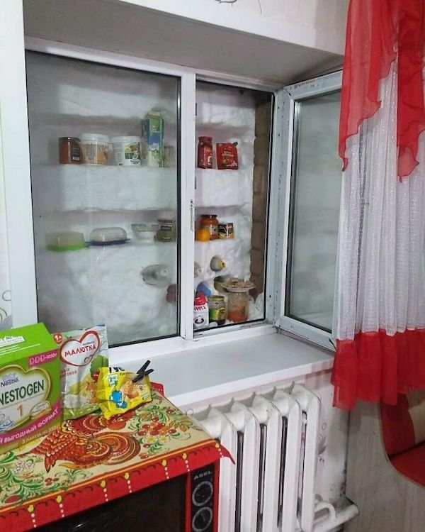 Weird Finds In Fridges (35 pics)