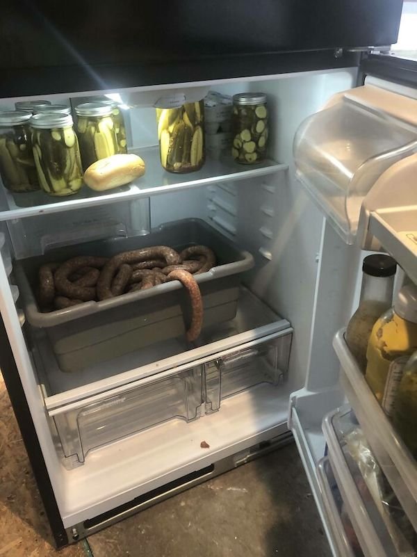 Weird Finds In Fridges (35 pics)