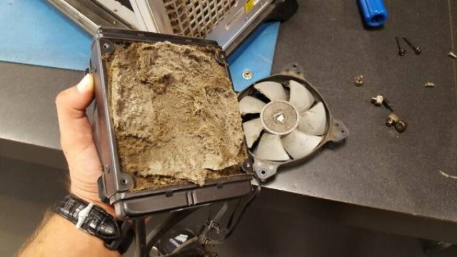 Tech Horror Stories (30 pics)
