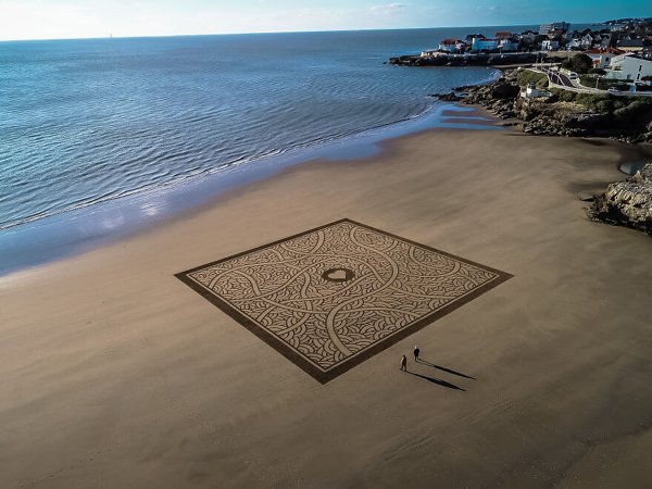 Amazing Drawings On The Beach (31 pics)