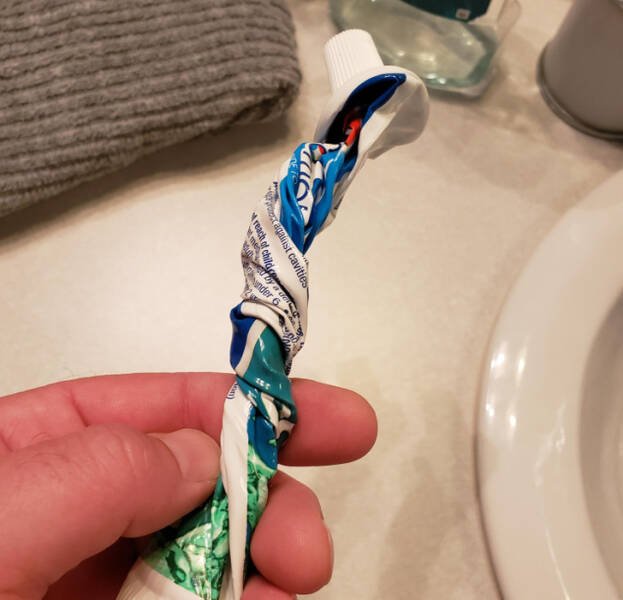 Bad Days Happen (41 pics)