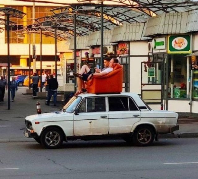What Is Going On Here? (50 pics)