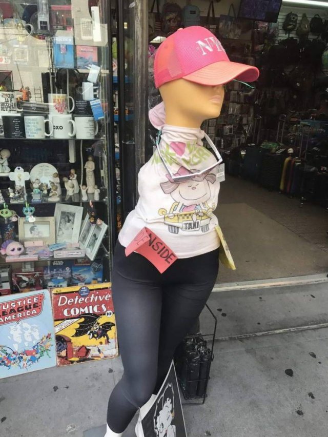 What Is Going On Here? (50 pics)