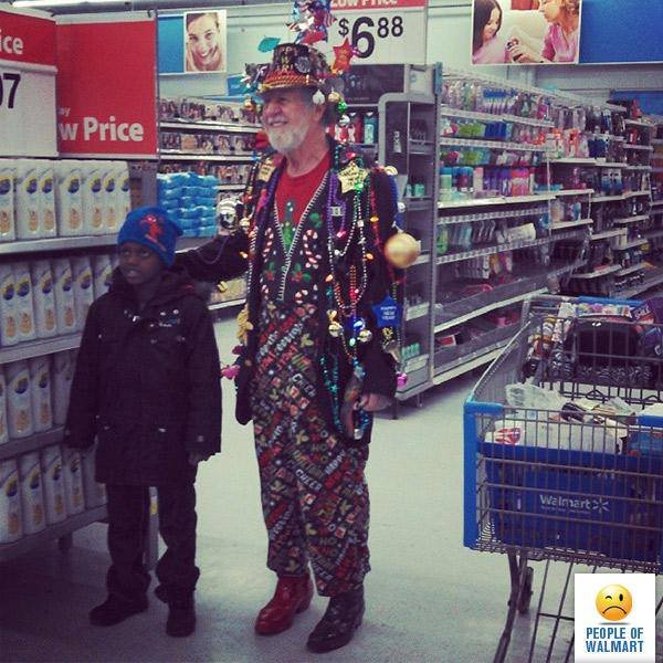 Strange People In ''Walmart'' (55 pics)