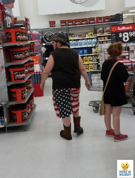 Strange People In ''Walmart'' (55 pics)