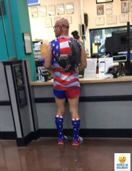 Strange People In ''Walmart'' (55 pics)