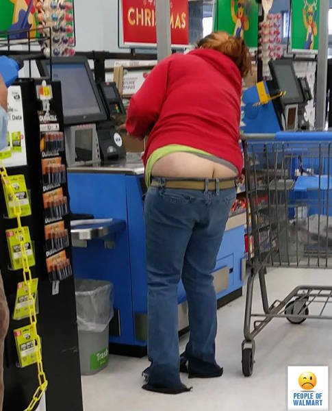 Strange People In ''Walmart'' (55 pics)