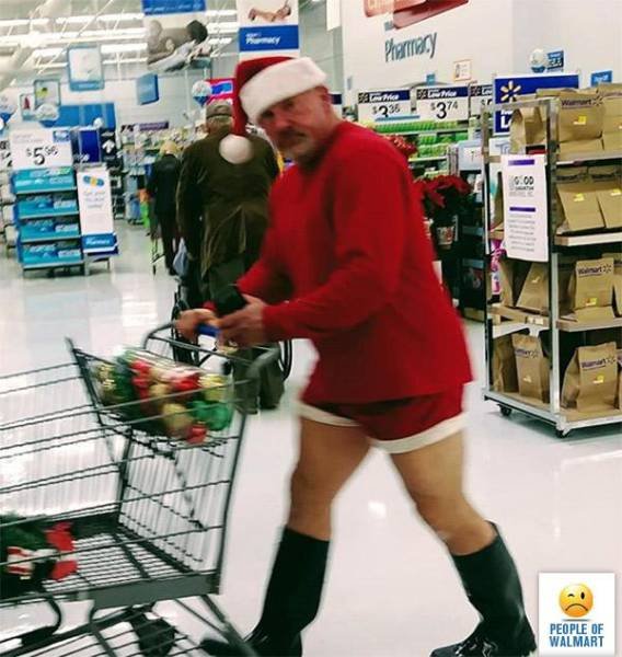 Strange People In ''Walmart'' (55 pics)