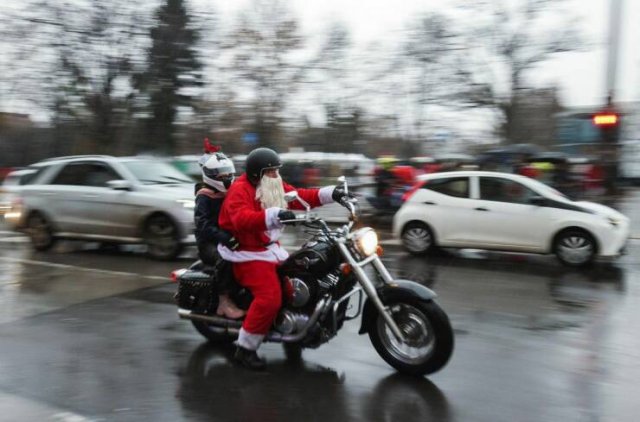 Amazing And Funny Christmas Pictures (70 pics)