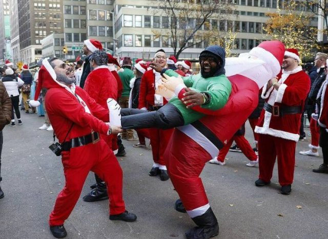 Amazing And Funny Christmas Pictures (70 pics)