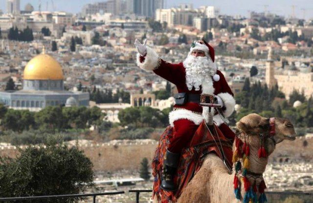 Amazing And Funny Christmas Pictures (70 pics)