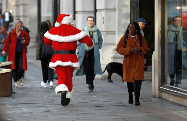 Amazing And Funny Christmas Pictures (70 pics)