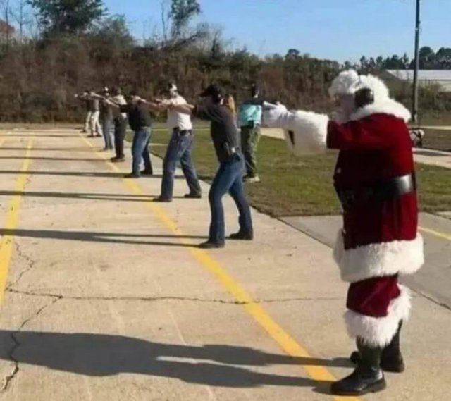 Amazing And Funny Christmas Pictures (70 pics)