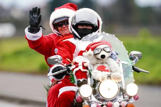 Amazing And Funny Christmas Pictures (70 pics)