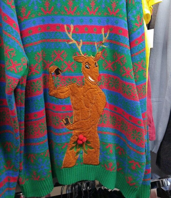 Strange Christmas Sweaters (30 pics)