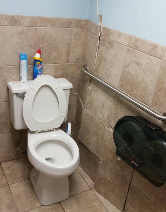 Bad Days Happen (50 pics) Bad Days Happen (50 pics)