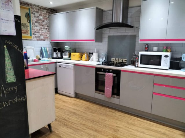 Amazing Home Renovations (18 pics)